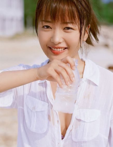 美女翘臀少妇啪啪呻吟流水图片
