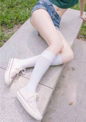 异国女郎在巴黎