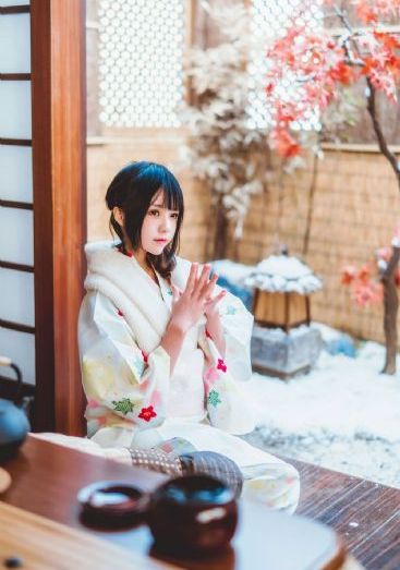 一天电影安妮海瑟薇免费