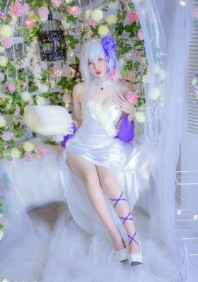 善良的女秘书免费
