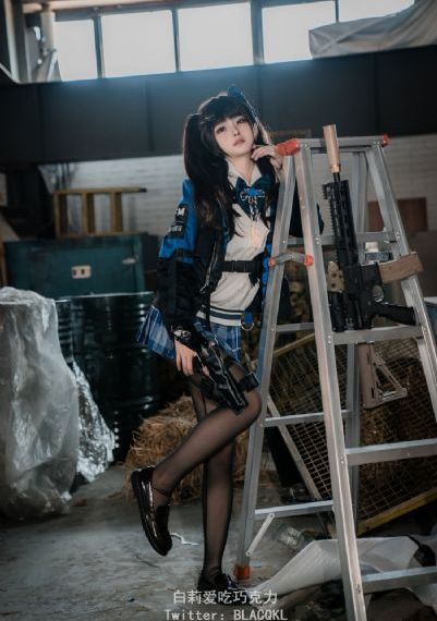 女邻居2