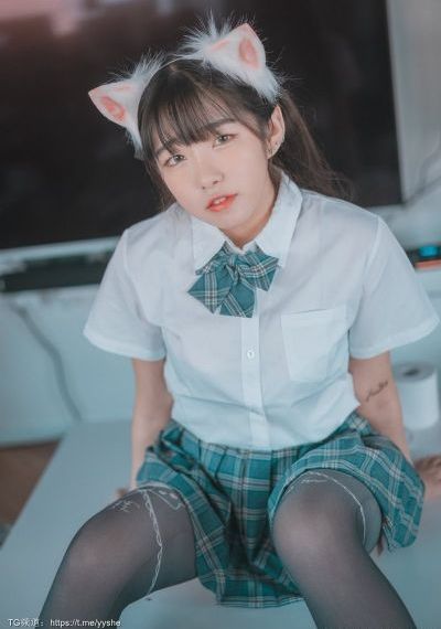 漂亮的女邻居3